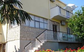 Borna Apartement