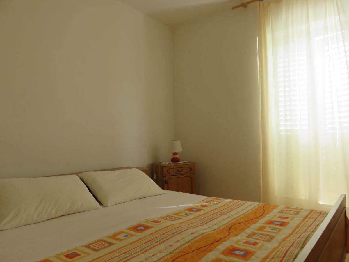 Borna Apartement Novaglia Esterno foto
